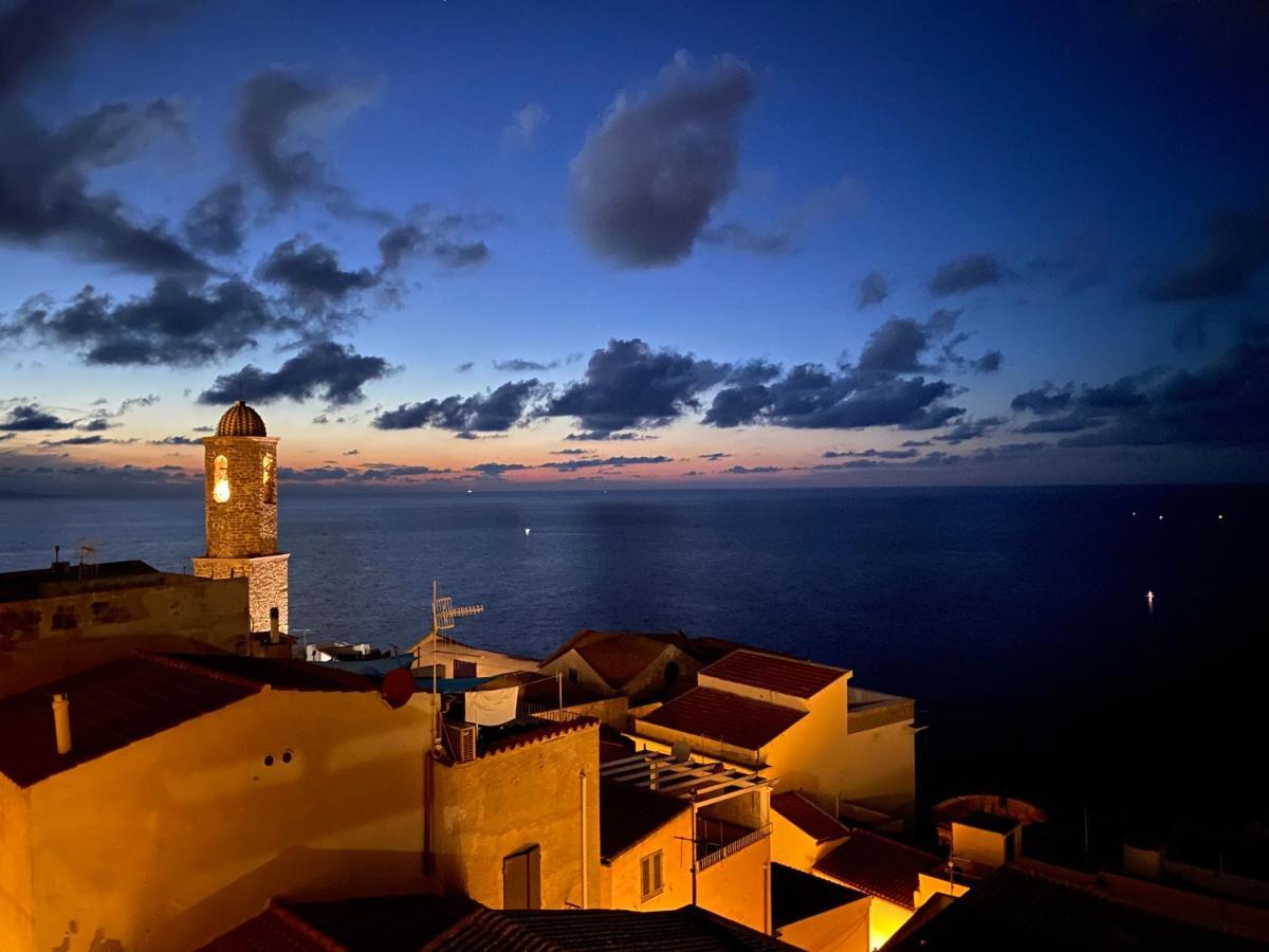 La Casa Rosa Villa Castelsardo Exterior foto